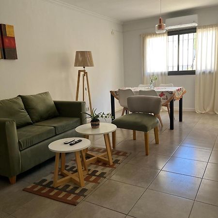 Luminoso Departamento En Zona Residencial Apartment Mendoza Ngoại thất bức ảnh